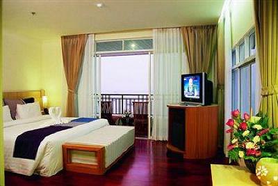 фото отеля Pattaya Discovery Beach Hotel