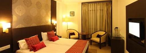 фото отеля Hotel Surya Plaza