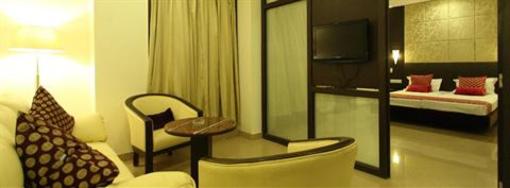 фото отеля Hotel Surya Plaza