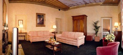 фото отеля Palazzo Arzaga Golf Resort Calvagese della Riviera