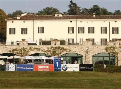 фото отеля Palazzo Arzaga Golf Resort Calvagese della Riviera