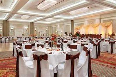 фото отеля Hilton Columbus at Easton