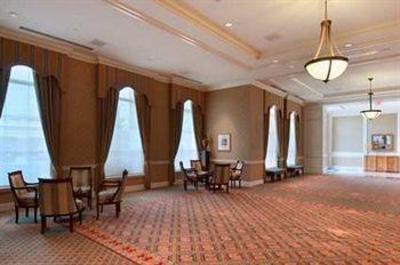 фото отеля Hilton Columbus at Easton