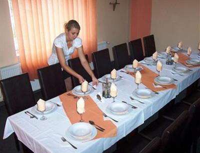 фото отеля Leon Hotel Satu Mare