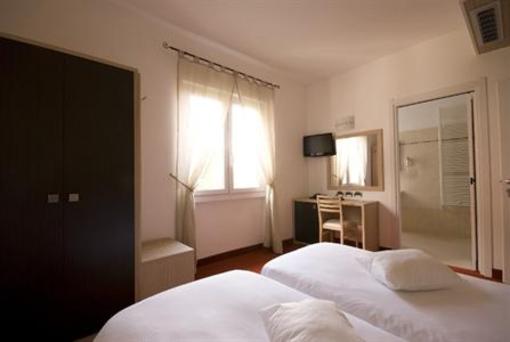 фото отеля Lauro Hotel