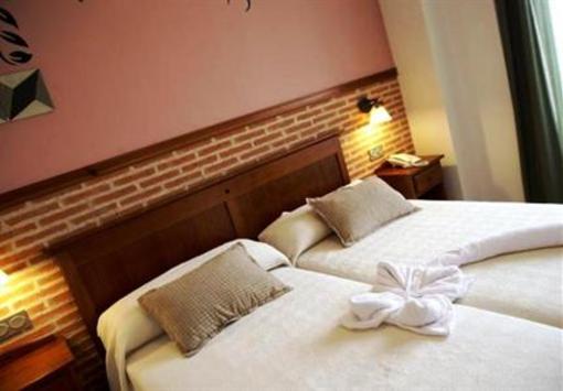 фото отеля Hotel Toral