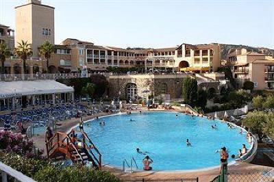 фото отеля Pierre & Vacances Cap Esterel Holiday Village Saint-Raphael