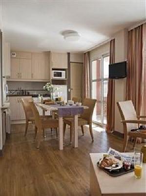 фото отеля Pierre & Vacances Cap Esterel Holiday Village Saint-Raphael