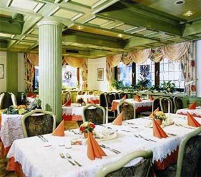фото отеля Hotel Restaurant Zum Adler