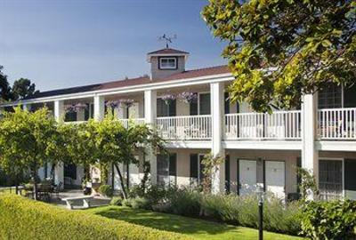 фото отеля Lavender Inn by the Sea