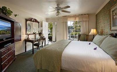 фото отеля Lavender Inn by the Sea