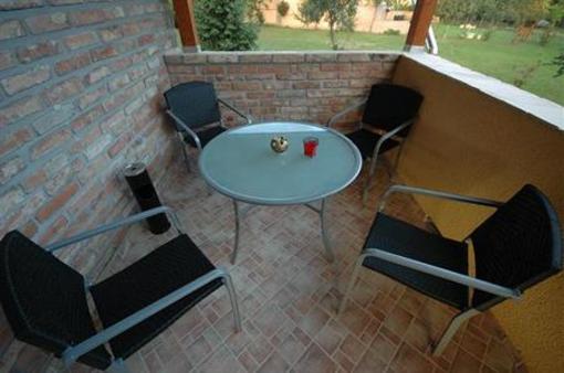 фото отеля Var-Lak Apartman