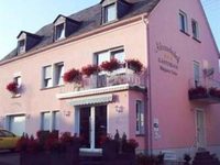 Weingut und Gastehaus Alexanderhof Leiwen
