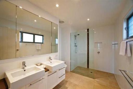 фото отеля 67 Orient Drive
