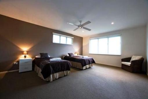 фото отеля 67 Orient Drive