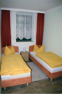 фото отеля Schweizerhaus