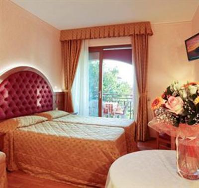 фото отеля Hotel Villa Beatrice Brenzone