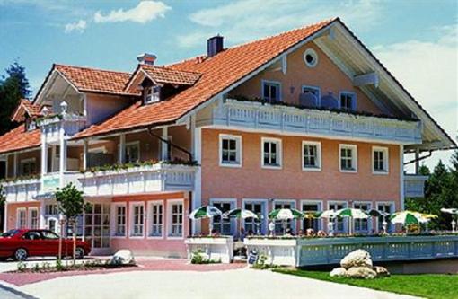фото отеля Landgasthof Zum Tierpark