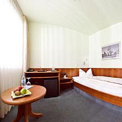 фото отеля Weidenpescher Hof