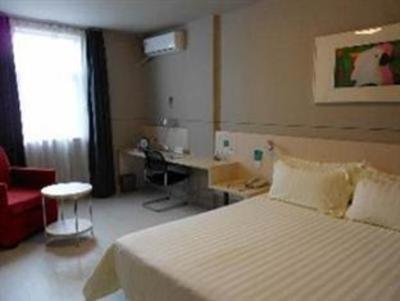 фото отеля Jinjiang Inn Guiyang Baoshan North Road