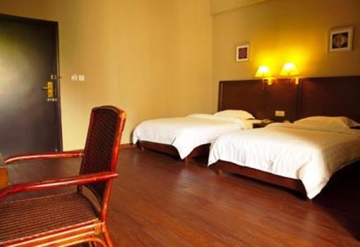 фото отеля Xingyi Hotel