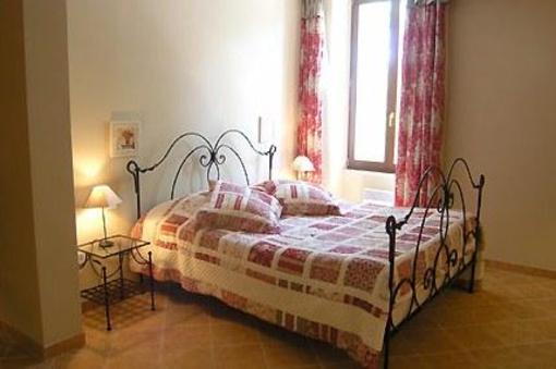 фото отеля Le Relais Du Grand Logis Bed & Breakfast Mirabeau