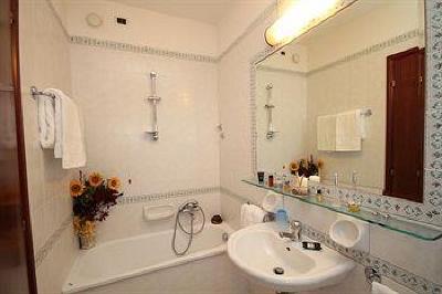 фото отеля Albergo San Biagio