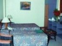 Seasons Hotel