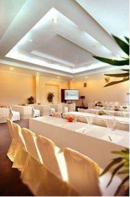 фото отеля Swiss Belhotel Borneo Samarinda