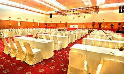 фото отеля Swiss Belhotel Borneo Samarinda