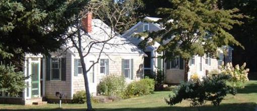 фото отеля Pine Shore Cottages