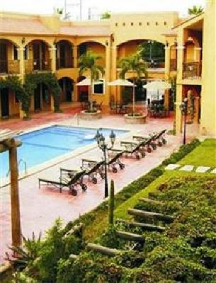 фото отеля Hacienda Suites Loreto