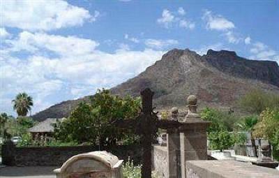 фото отеля Hacienda Suites Loreto