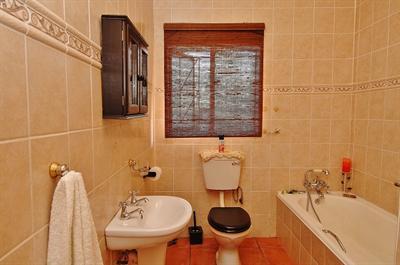 фото отеля Bothabelo Bed and Breakfast