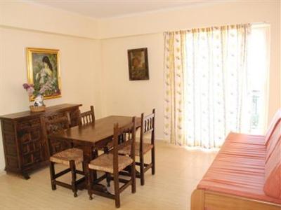 фото отеля Apartamentos Flandria Salou