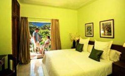 фото отеля Hotel Celo Garden