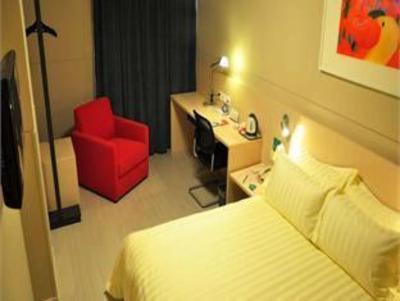 фото отеля JJ Inns Yantai Changjiang Road
