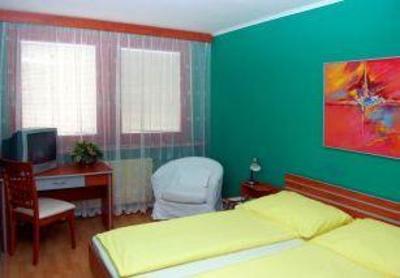 фото отеля Hotel Panon Hodonin