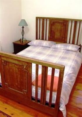 фото отеля Adventure Cottages Totnes