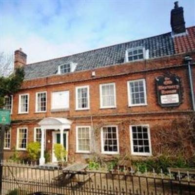 фото отеля Old Brewery House Hotel Reepham