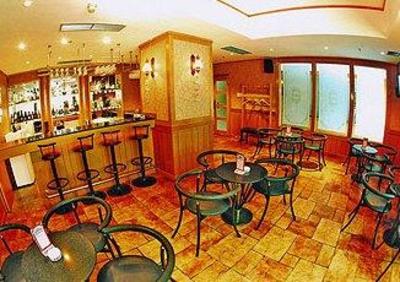 фото отеля Sanxia Engineering Hotel