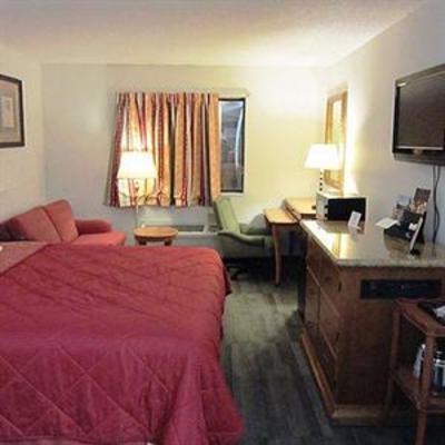 фото отеля American Inn & Suites Ionia