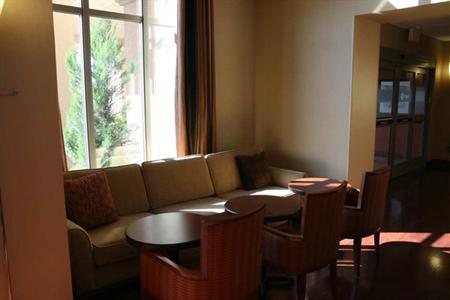 фото отеля Hampton Inn & Suites Wichita-Northeast