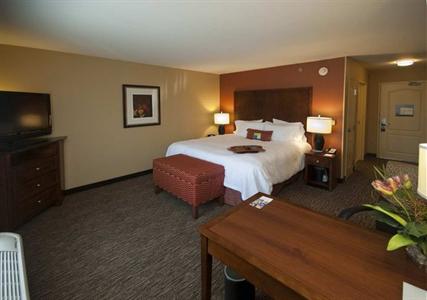 фото отеля Hampton Inn & Suites Wichita-Northeast