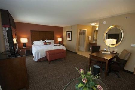 фото отеля Hampton Inn & Suites Wichita-Northeast
