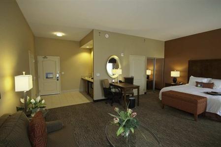 фото отеля Hampton Inn & Suites Wichita-Northeast
