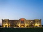 фото отеля Hampton Inn & Suites Wichita-Northeast