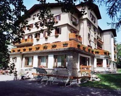 фото отеля Hotel des Geneys Splendid