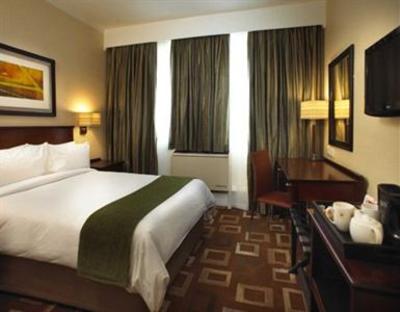 фото отеля Garden Court OR Tambo International Airport Hotel Kempton Park