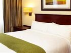 фото отеля Garden Court OR Tambo International Airport Hotel Kempton Park